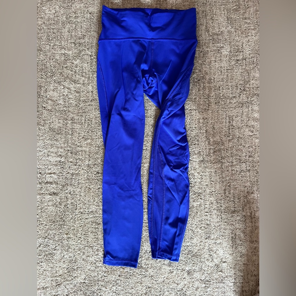 Lululemon leggings, electric blue color